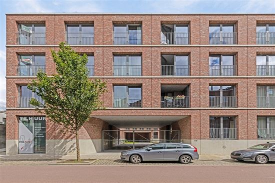 Een gemeubeld appartement met 2 slaapkamers.