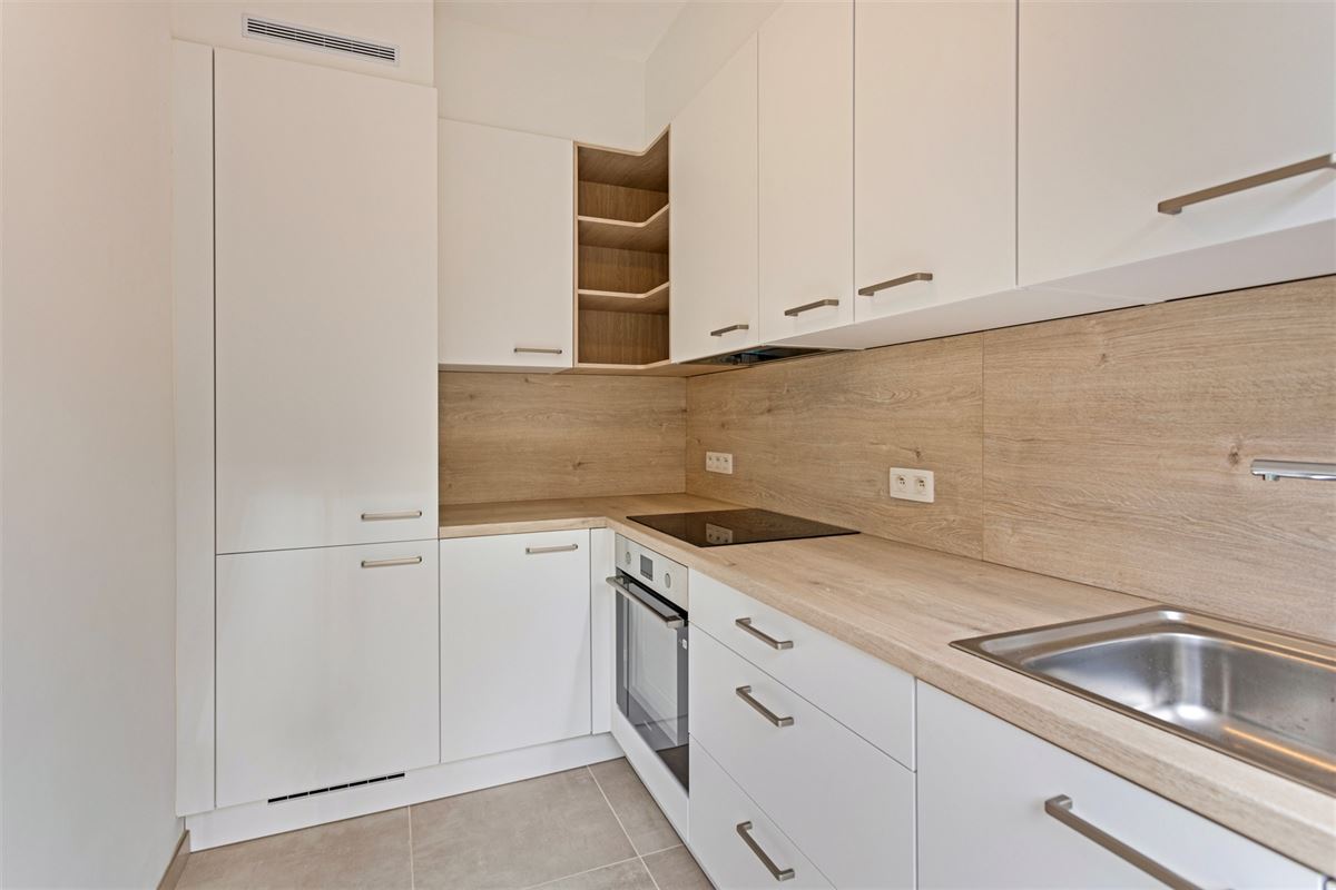 Gerenoveerd gelijkvloers appartement in Edegem