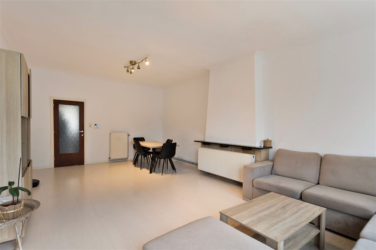 2 slaapkamer appartement in een rustige buurt.