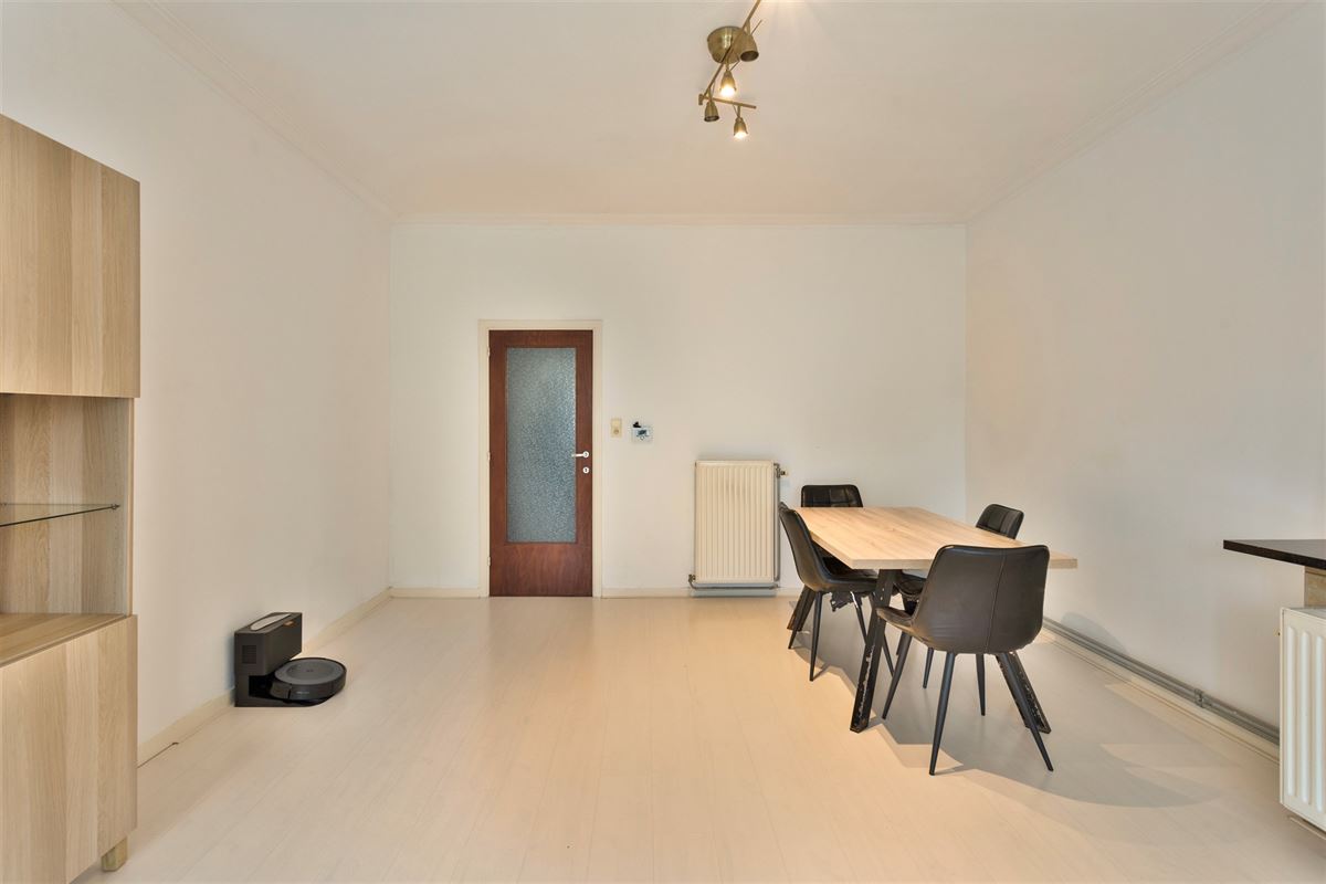2 slaapkamer appartement in een rustige buurt.
