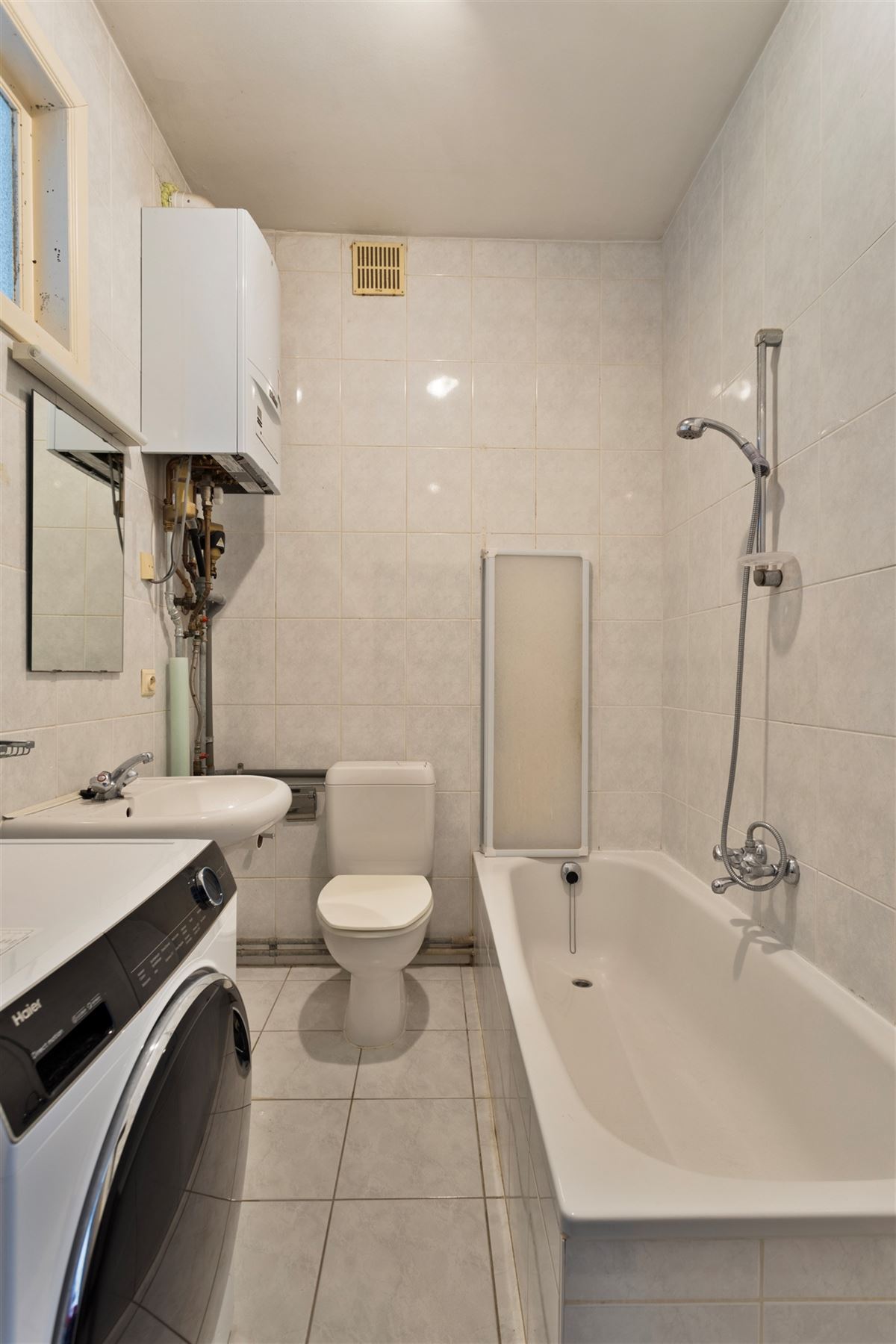 2 slaapkamer appartement in een rustige buurt.