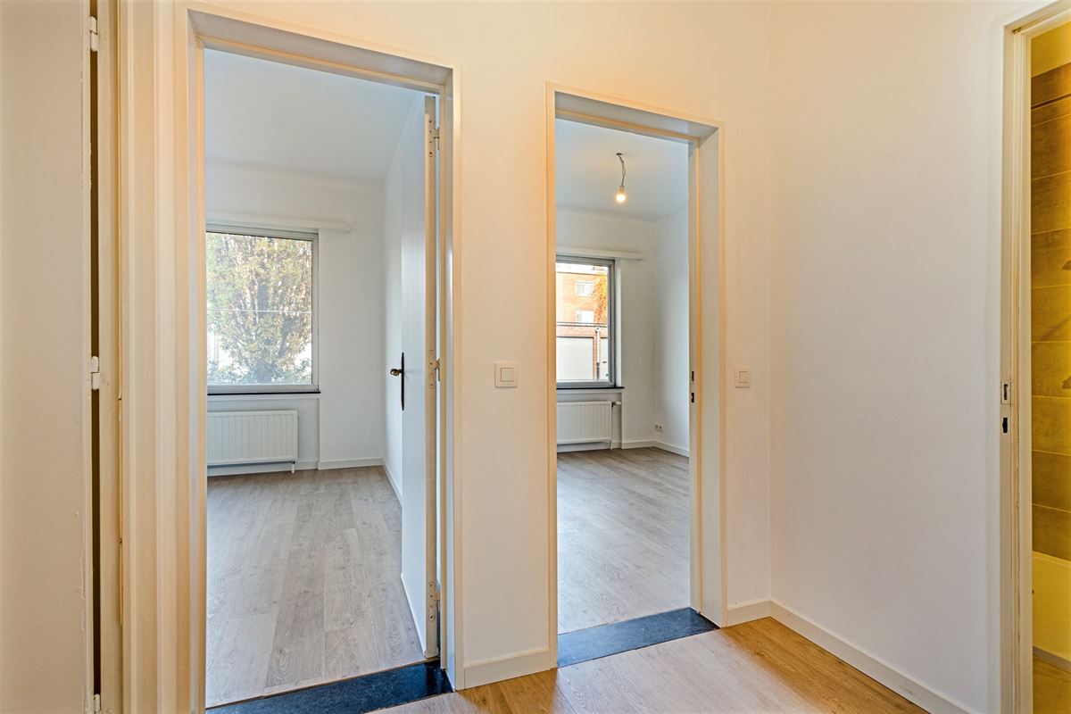 Gerenoveerd gelijkvloers appartement in Edegem