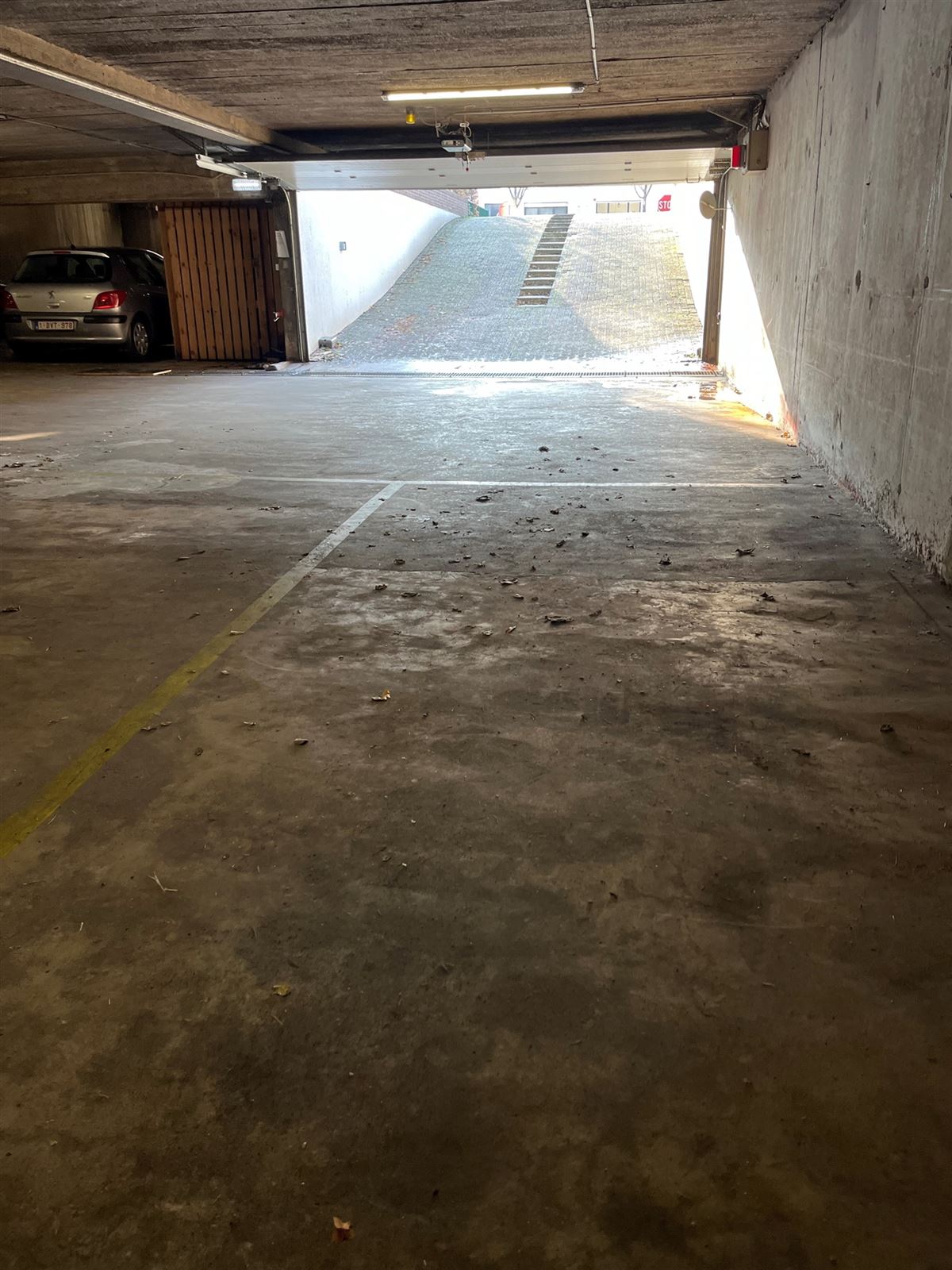 Autostaanplaats op toplocatie!