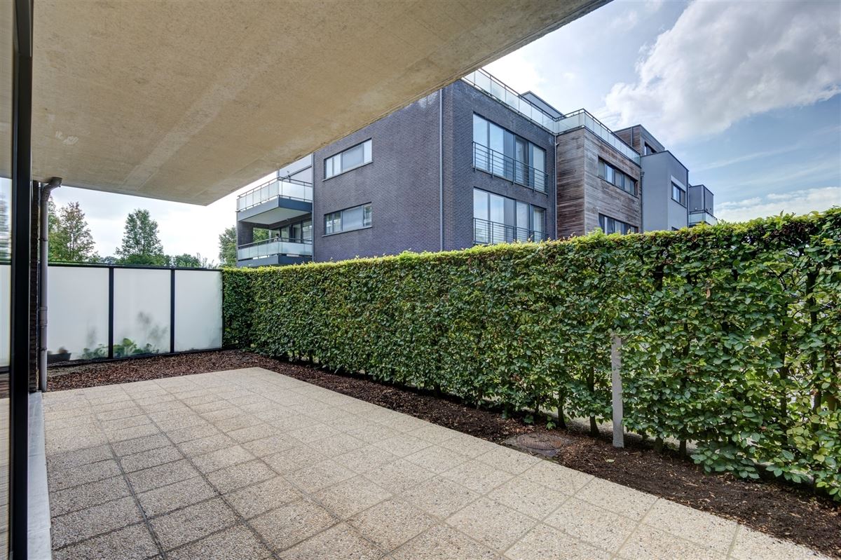 Gelijkvloers appartement met een gezellig terras.