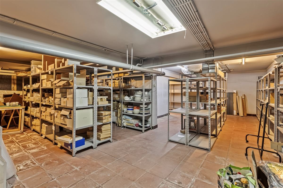 Commerciële ruimte met multifunctioneel gebruik 
