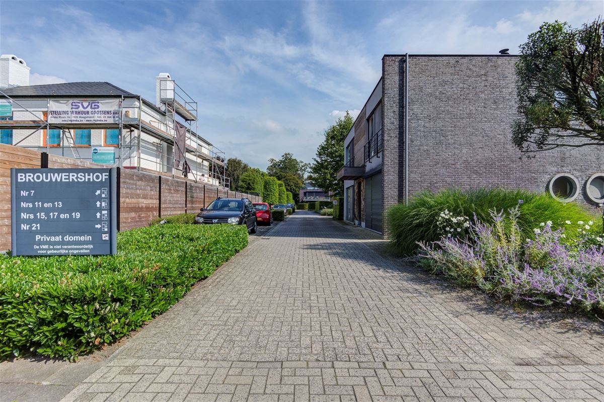 Gelijkvloers appartement met een gezellig terras.