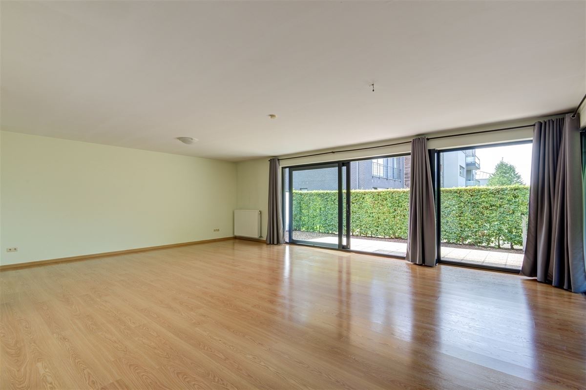 Gelijkvloers appartement met een gezellig terras.