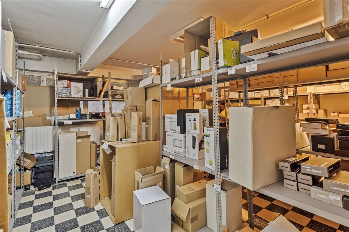 Commerciële ruimte met multifunctioneel gebruik 