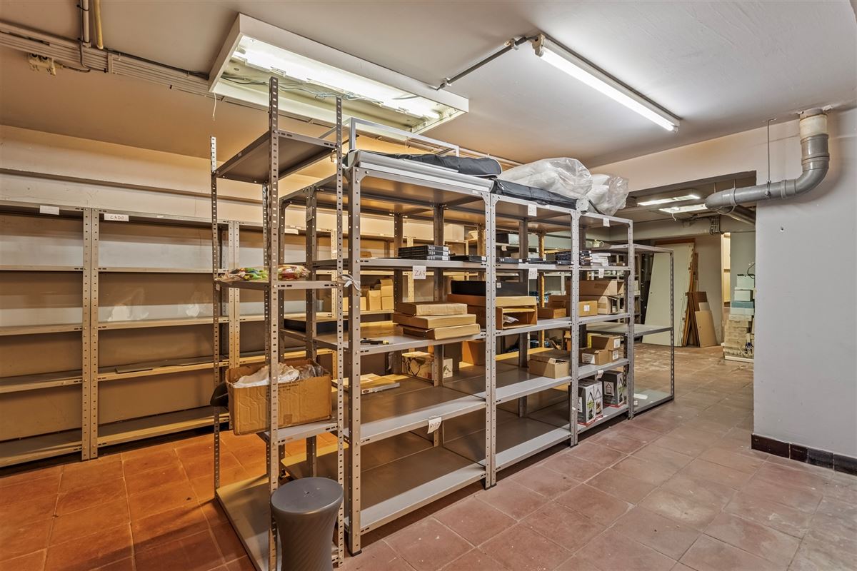 Commerciële ruimte met multifunctioneel gebruik 