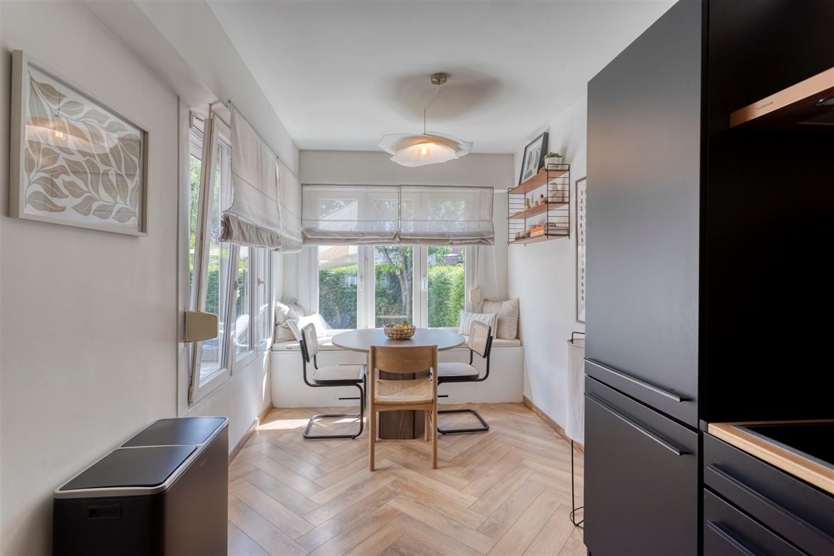 Instapklare halfopen bebouwing met garage te Edegem