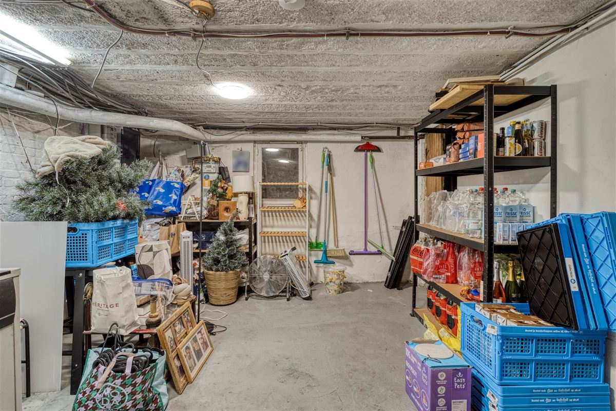 Instapklare halfopen bebouwing met garage te Edegem