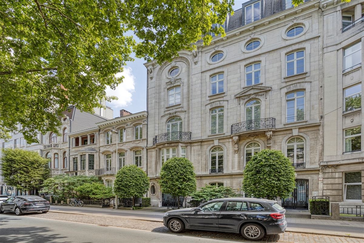 Uniek appartement van 230m² 