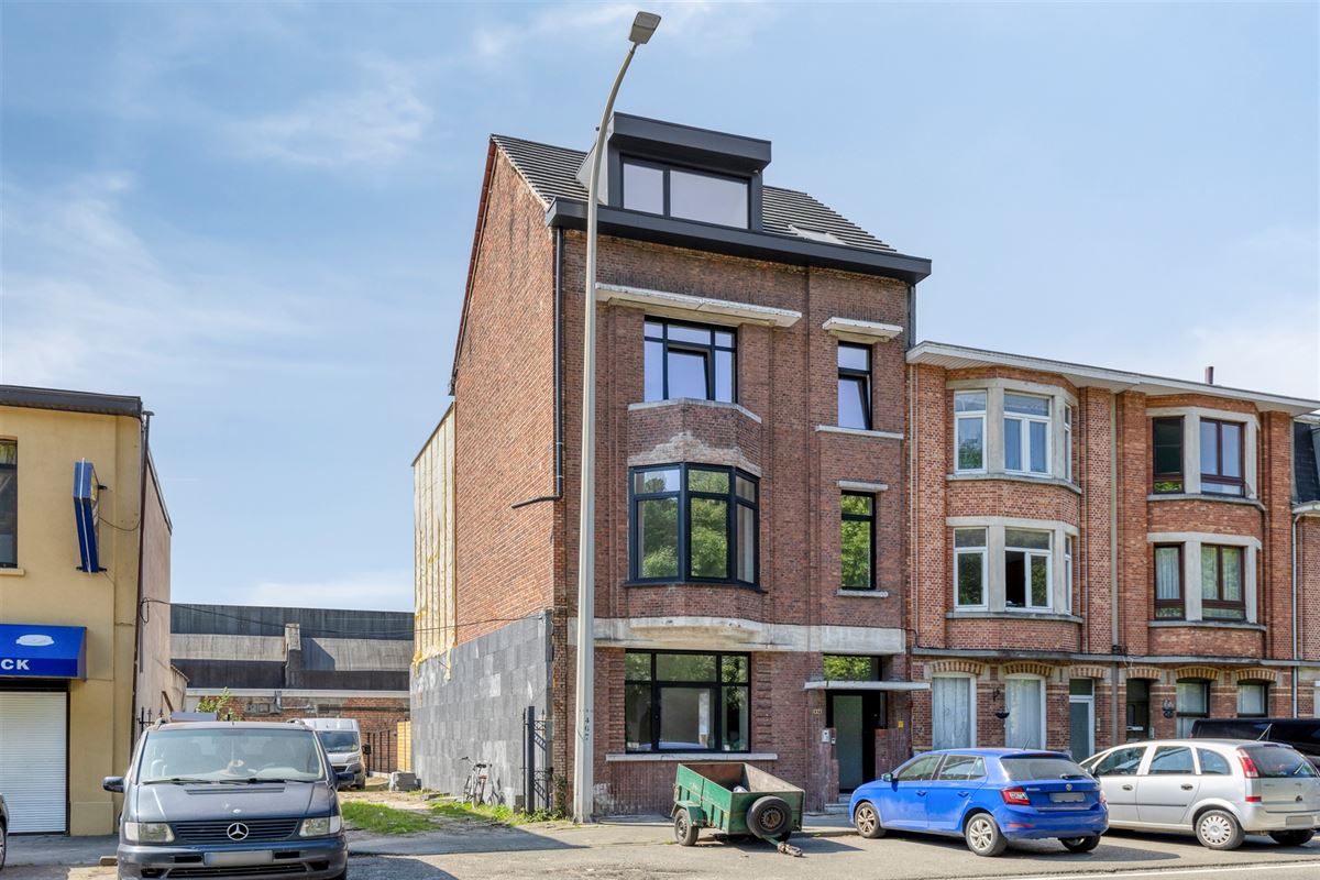 Gerenoveerd appartement op de eerste verdieping