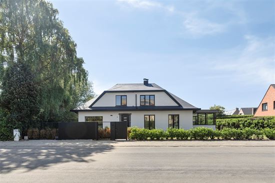 Gerenoveerde villa op toplocatie