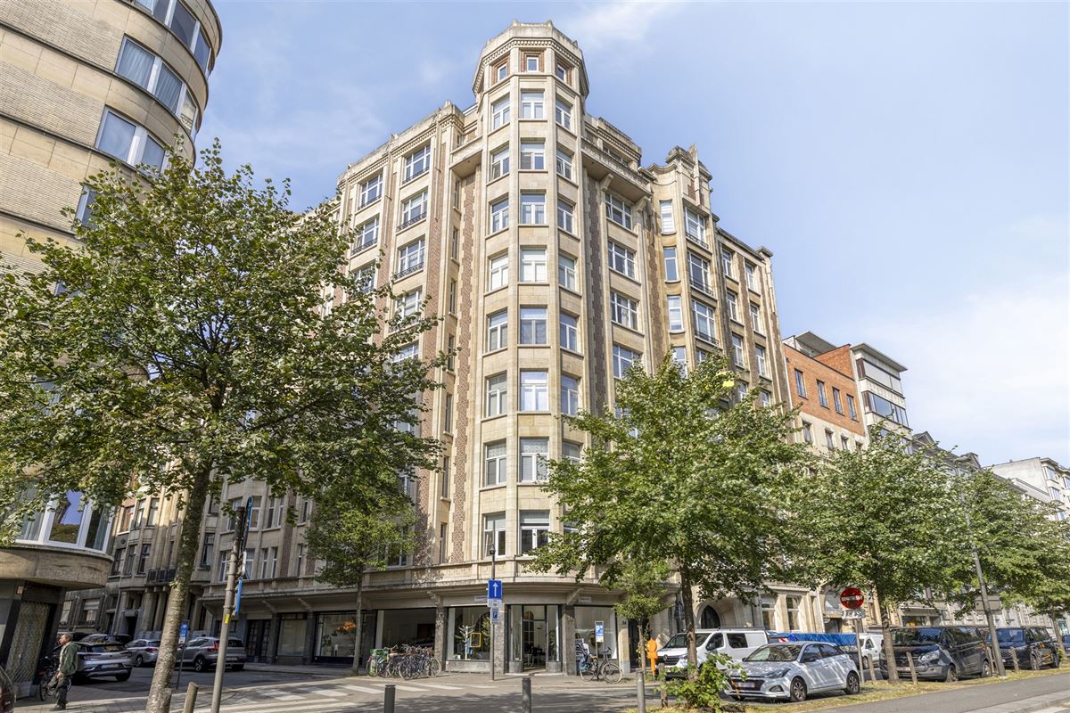 Uniek hoekappartement van 240 m²