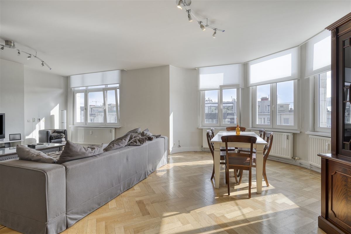 Uniek hoekappartement van 240 m²