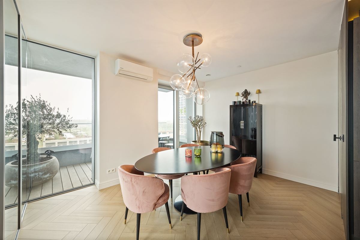 Exclusief Appartement met Panoramisch Zicht op Nieuw Zuid