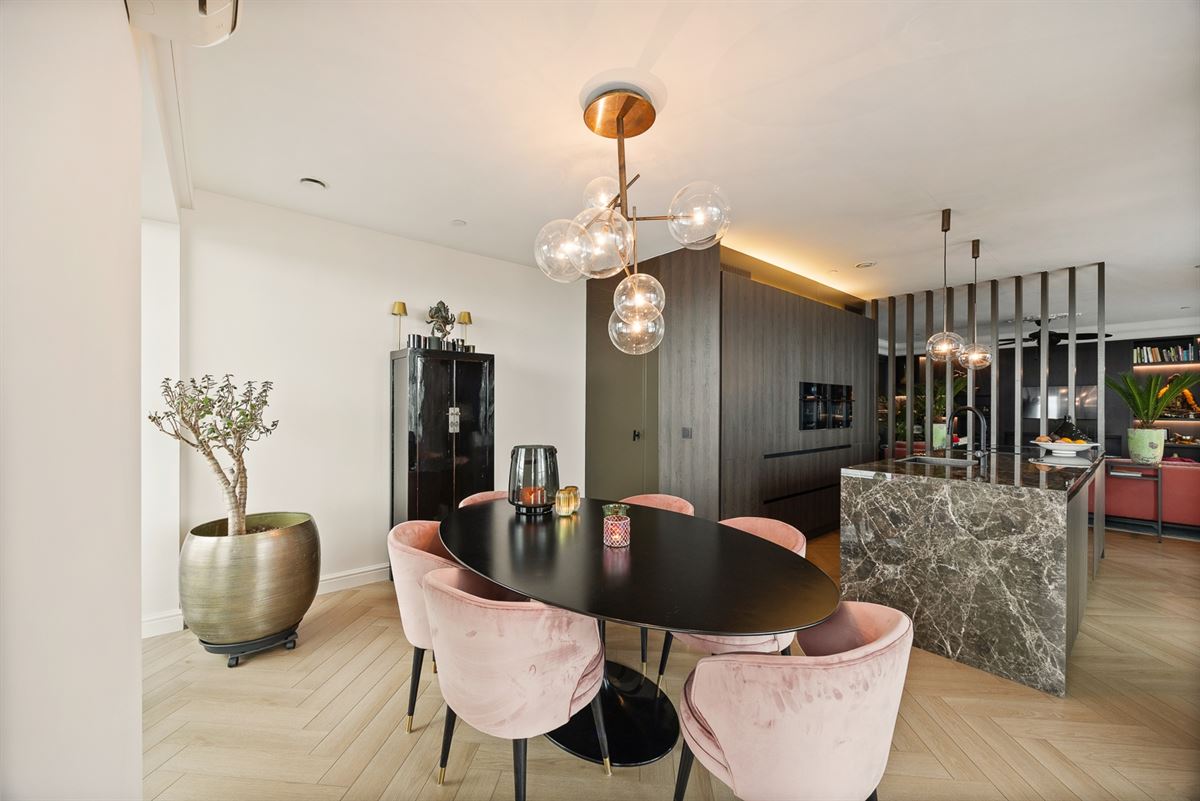 Exclusief Appartement met Panoramisch Zicht op Nieuw Zuid