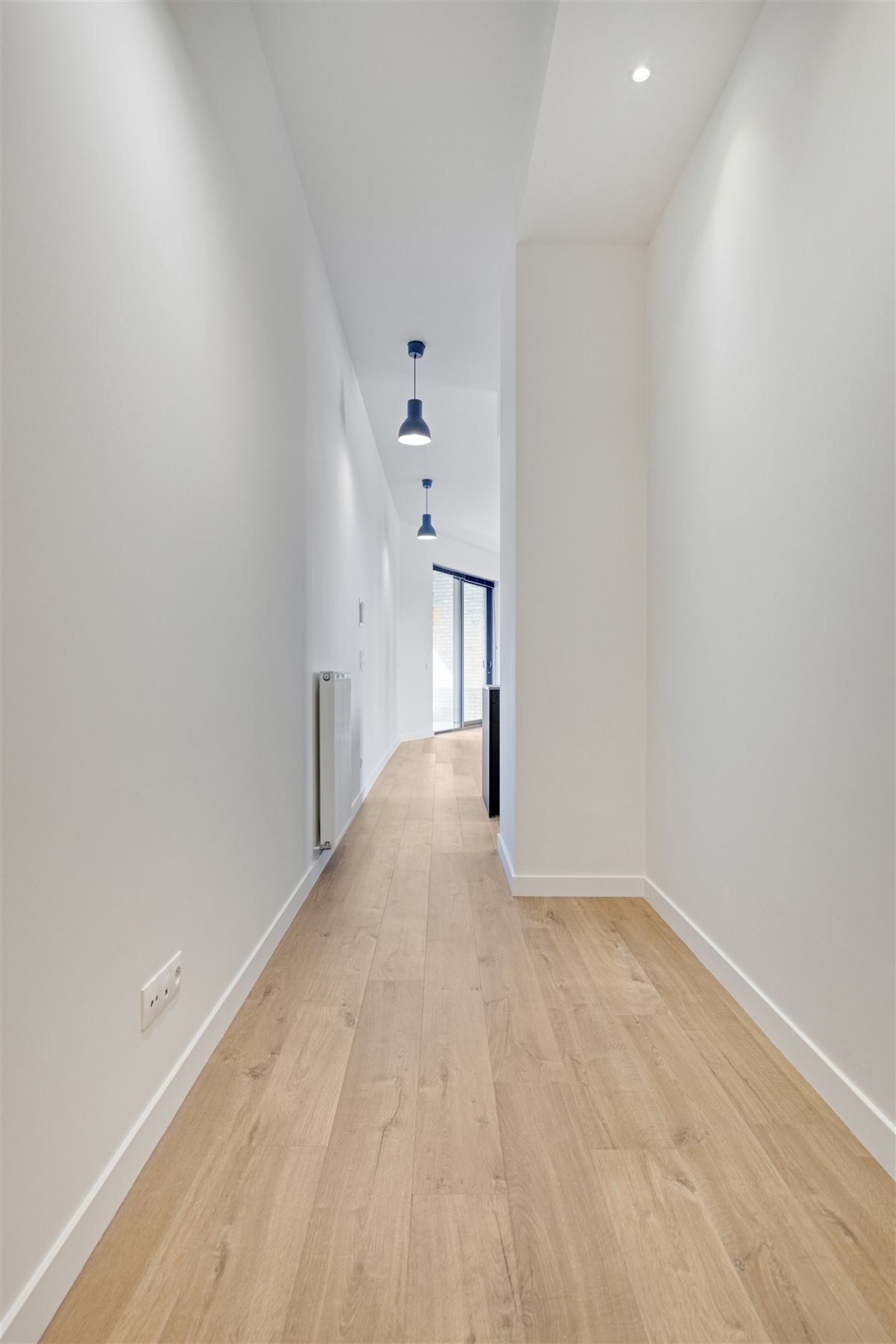 Gerenoveerd gelijksvloers appartement