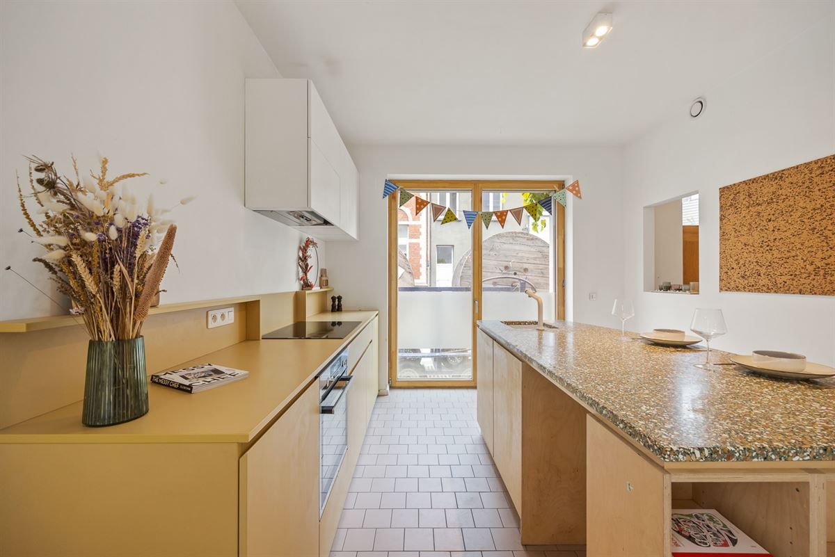 Lichtrijke en Energiezuinige Gezinswoning met Dakterras