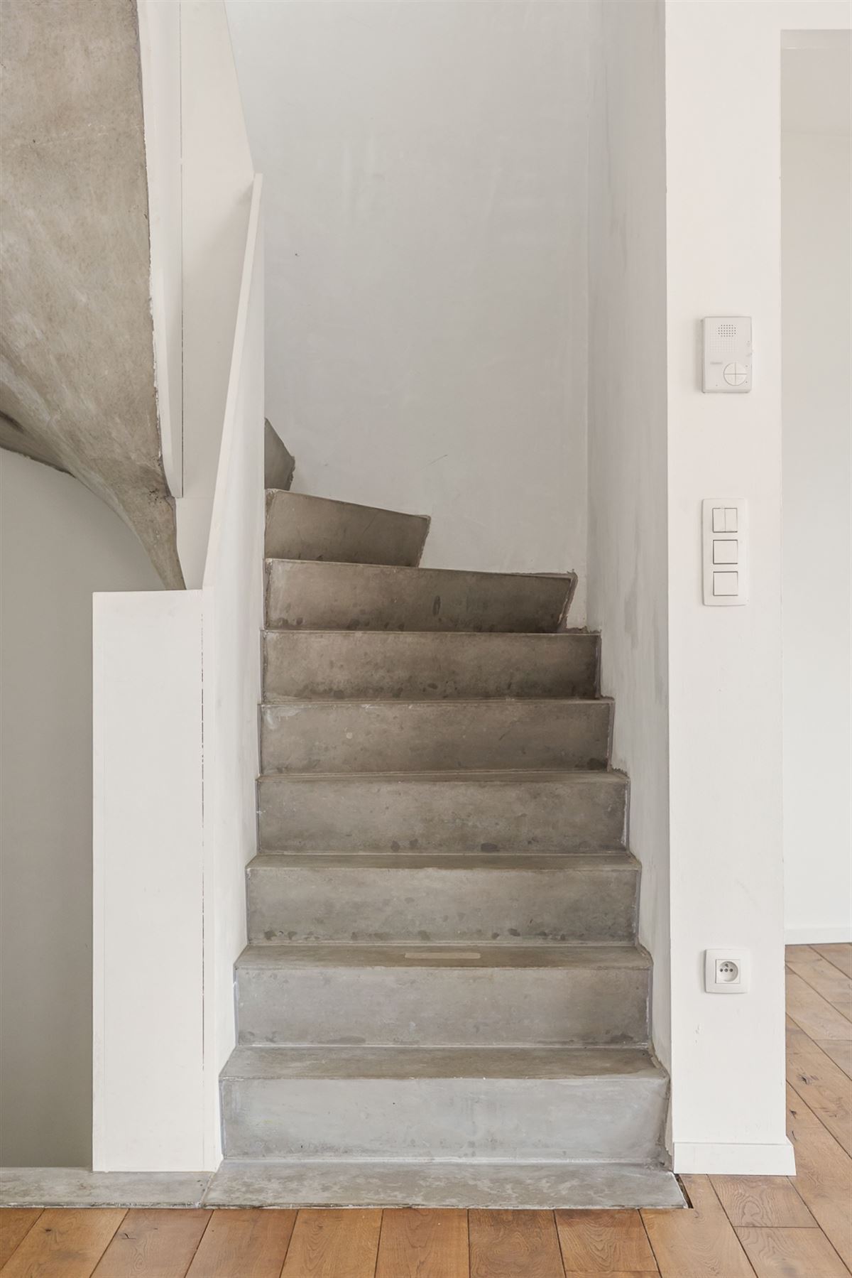 Lichtrijke en Energiezuinige Gezinswoning met Dakterras