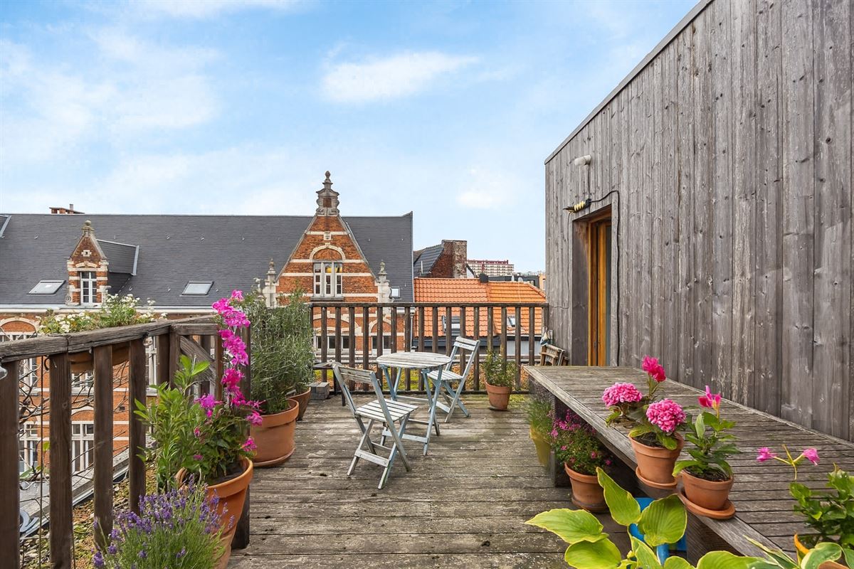 Lichtrijke en Energiezuinige Gezinswoning met Dakterras