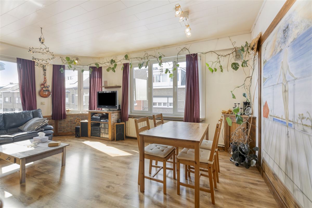 Te Renoveren Meergezinswoning met Garage