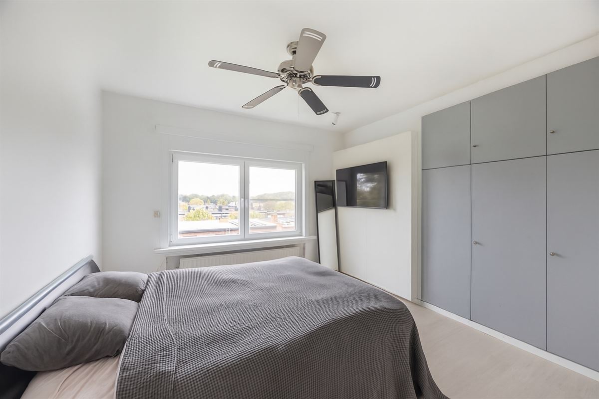Appartement met Terras, Garage en Tuin in Neerlandwijk