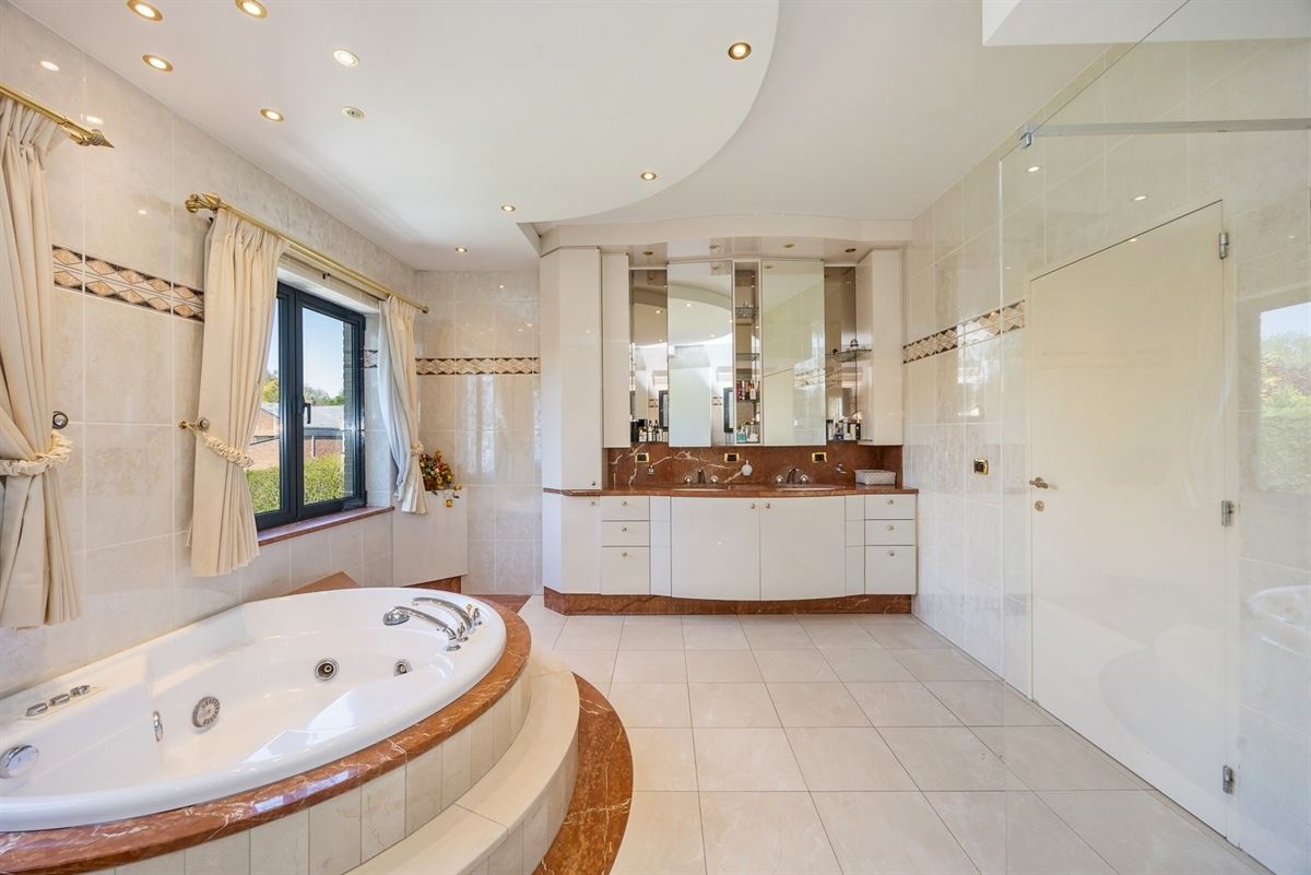 Exclusieve ruime villa te Wilrijk - Edegem