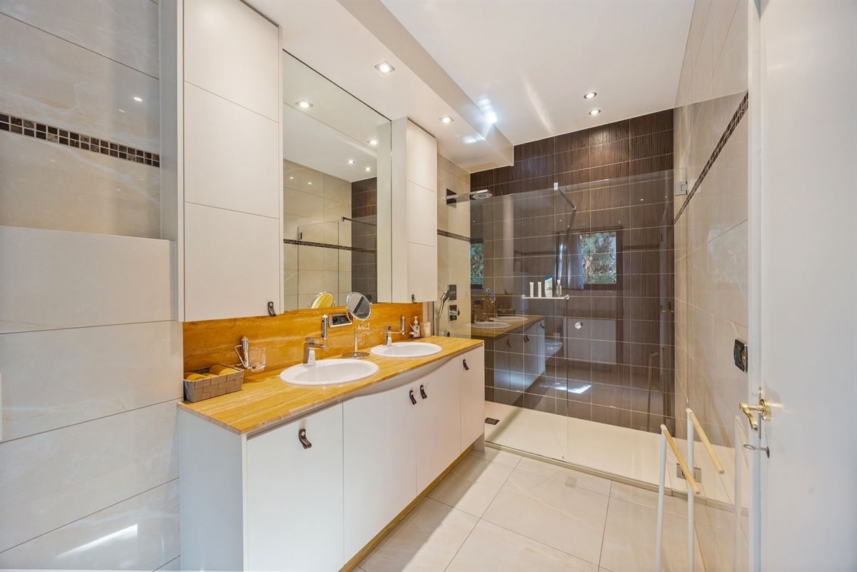 Exclusieve ruime villa te Wilrijk - Edegem