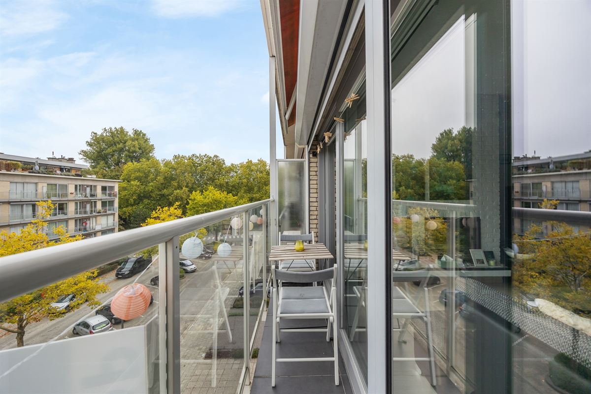 Appartement met Terras, Garage en Tuin in Neerlandwijk