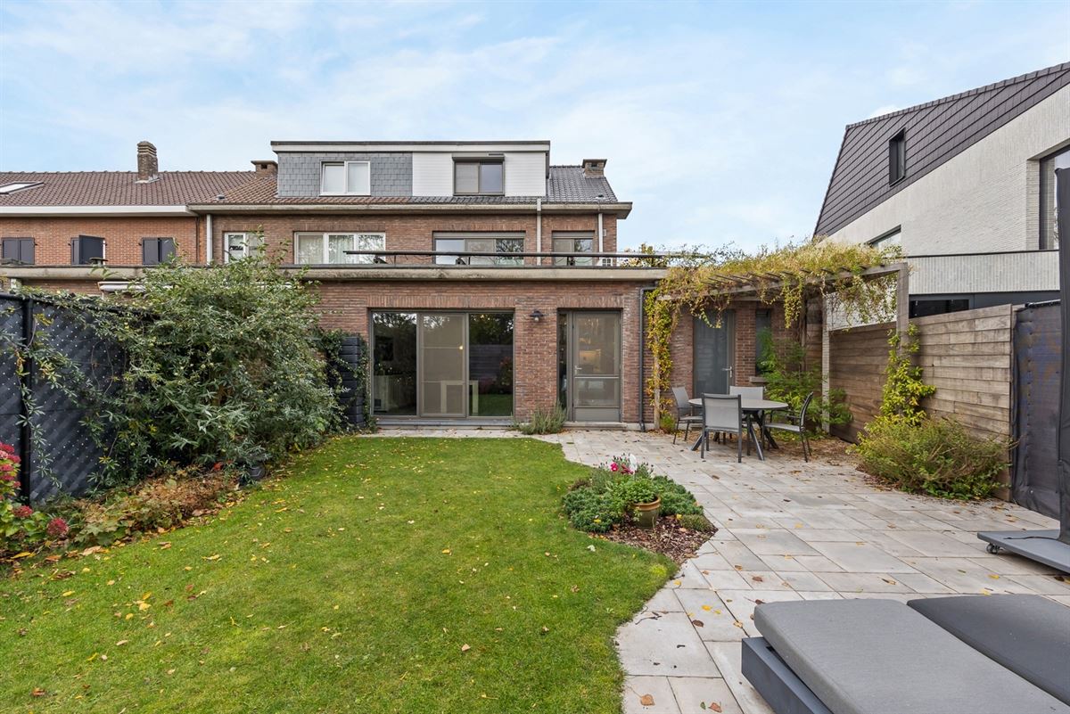 Instapklare halfopen bebouwing te Molenveld