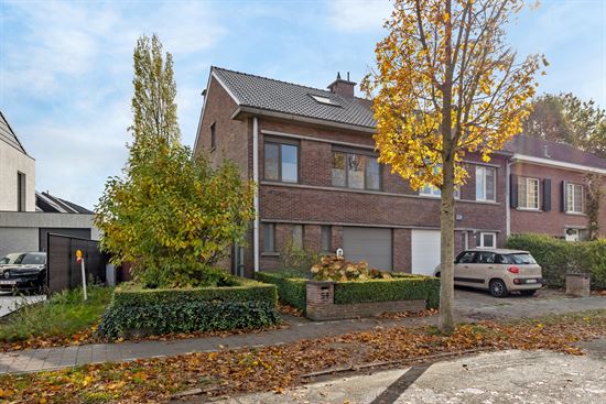 Instapklare halfopen bebouwing te Molenveld