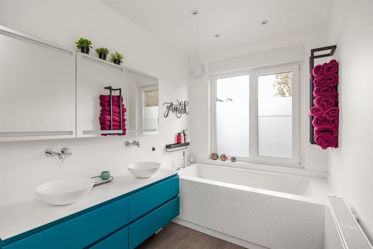 Instapklare halfopen bebouwing te Molenveld