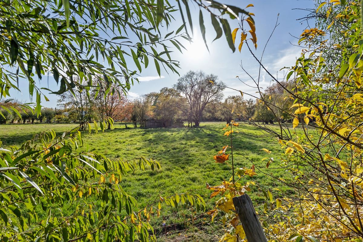 Rustig Gelegen Appartement met 2 Terrassen en Garage