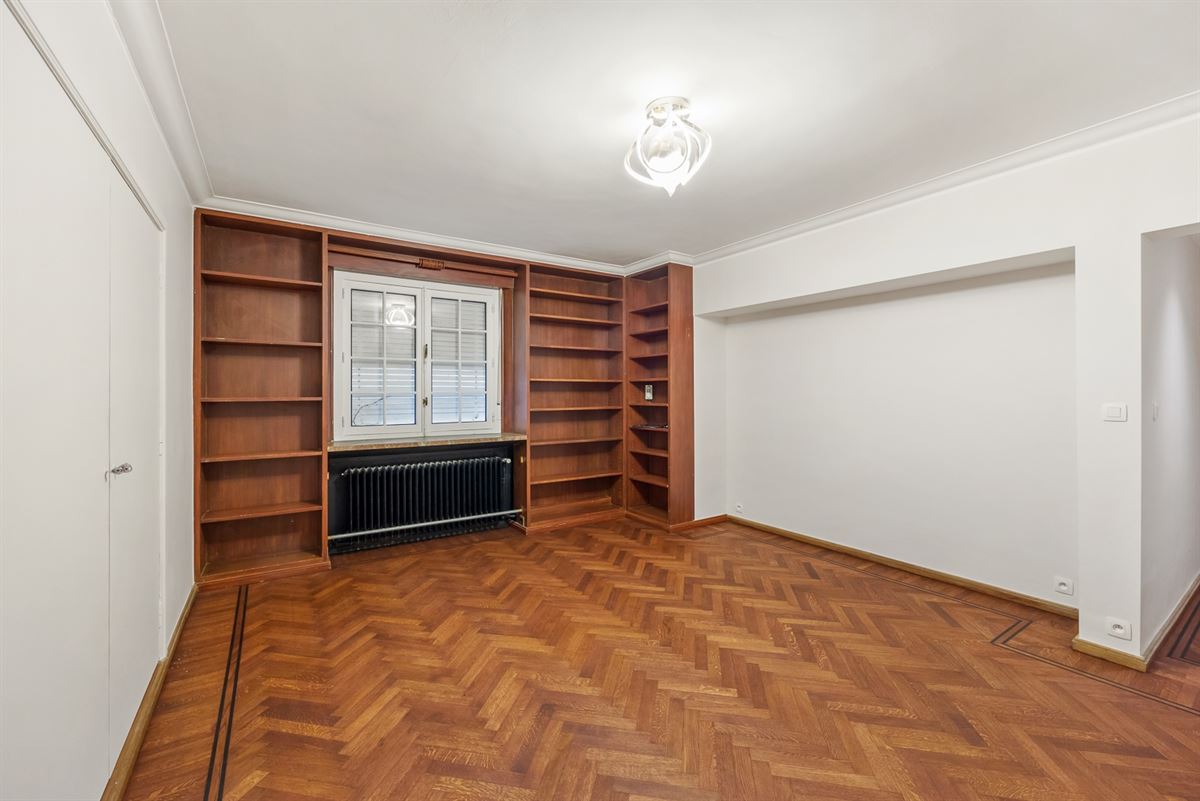 Karaktervolle Villa 1951 met Zuidwestgerichte Tuin