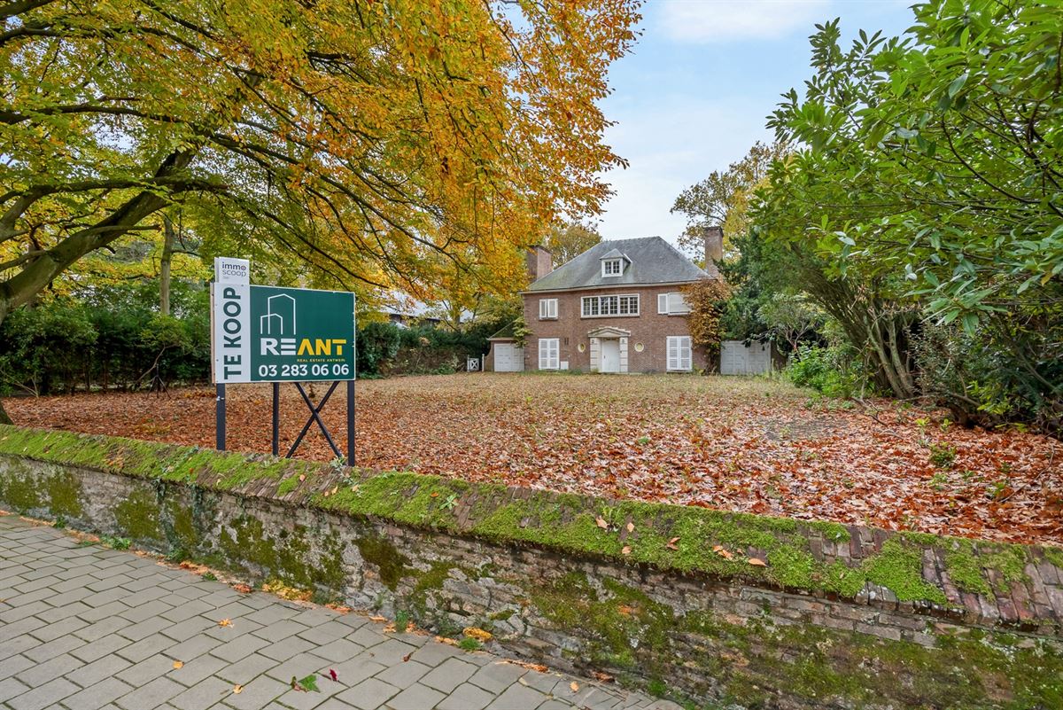 Karaktervolle Villa 1951 met Zuidwestgerichte Tuin