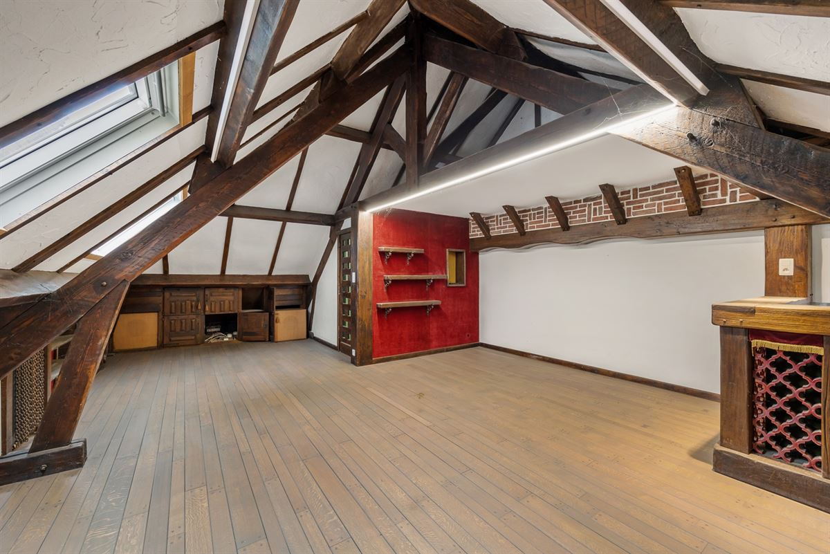 Karaktervolle Villa 1951 met Zuidwestgerichte Tuin