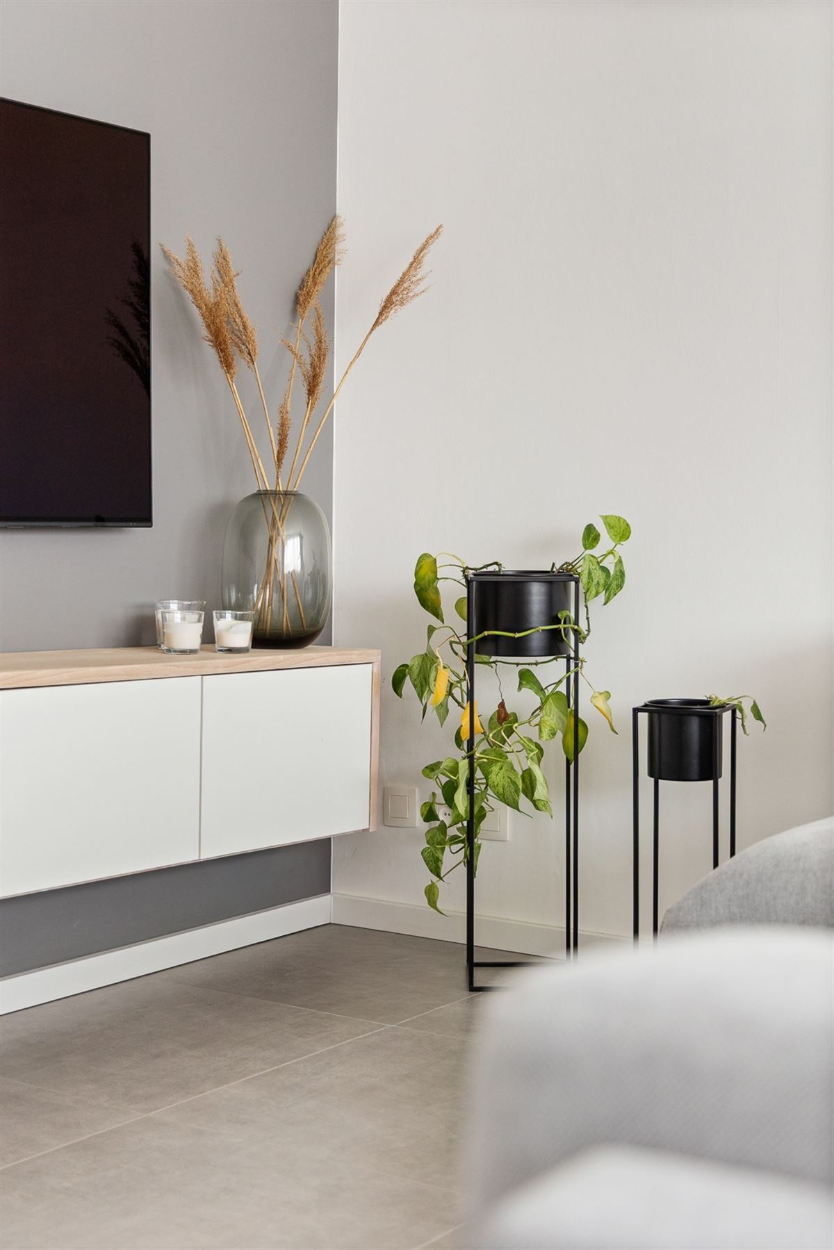 Instapklaar Appartement met 2 Slaapkamers, Terras en Garage