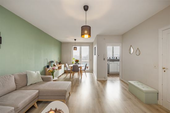 Instapklaar Dakappartement met 2 Ruime Terrassen