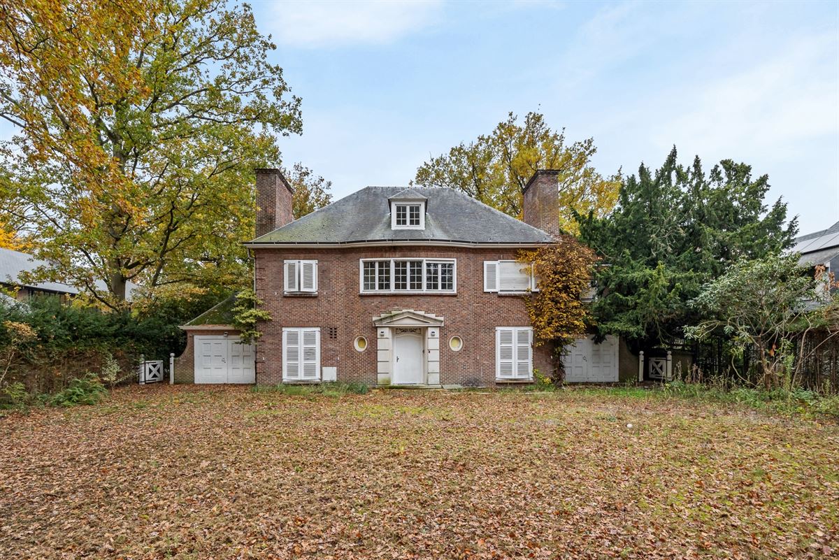 Karaktervolle Villa 1951 met Zuidwestgerichte Tuin