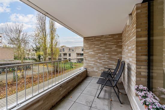 Instapklare Assistentiewoning met Terras In Kontich