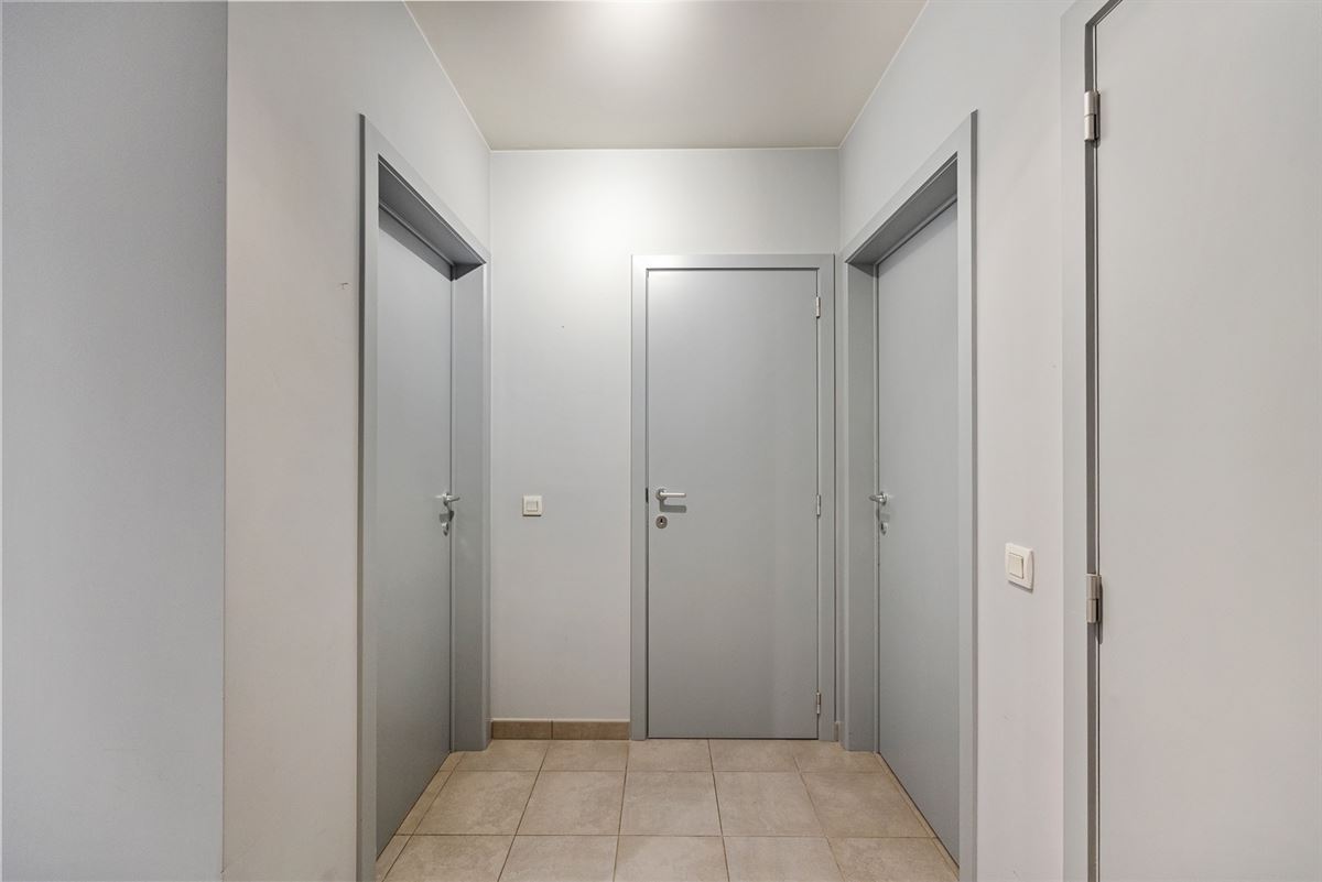 Lichtrijk Appartement met 2 Slaapkamers en Terras