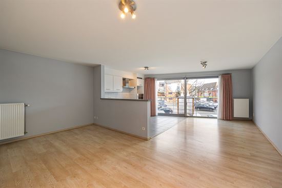 Lichtrijk Appartement met 2 Slaapkamers en Terras