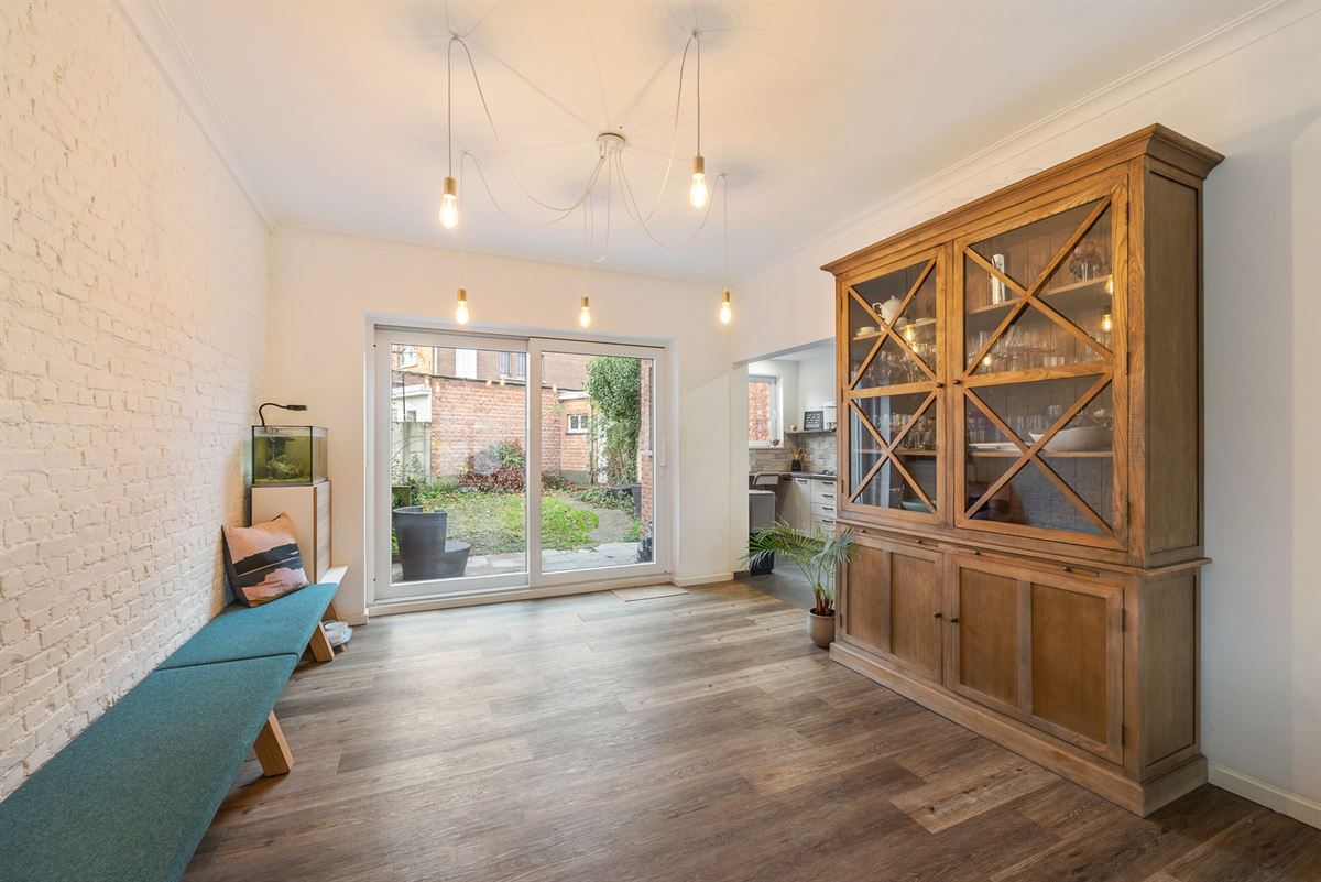 Instapklare en Ruime Gezinwoning met Tuin en Garage
