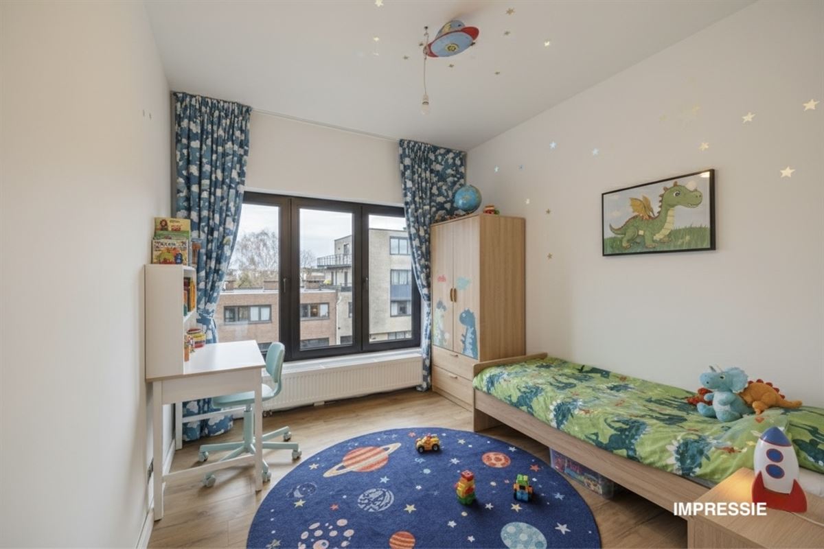 Instapklare en Ruime Gezinwoning met Tuin en Garage