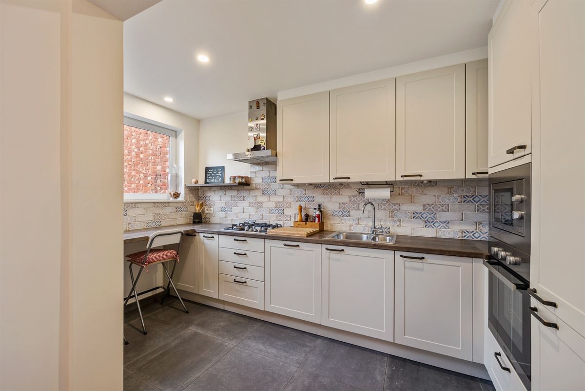 Instapklare en Ruime Gezinwoning met Tuin en Garage