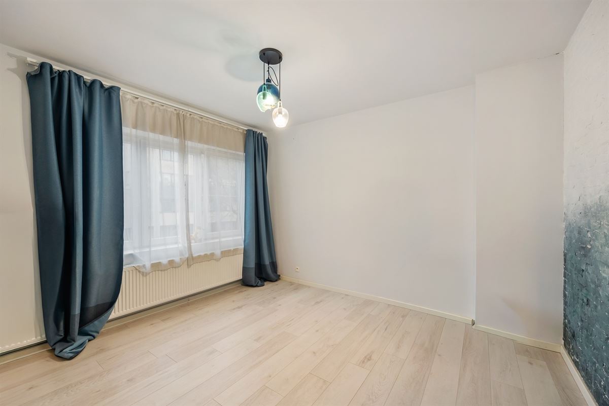 Instapklare en Ruime Gezinwoning met Tuin en Garage