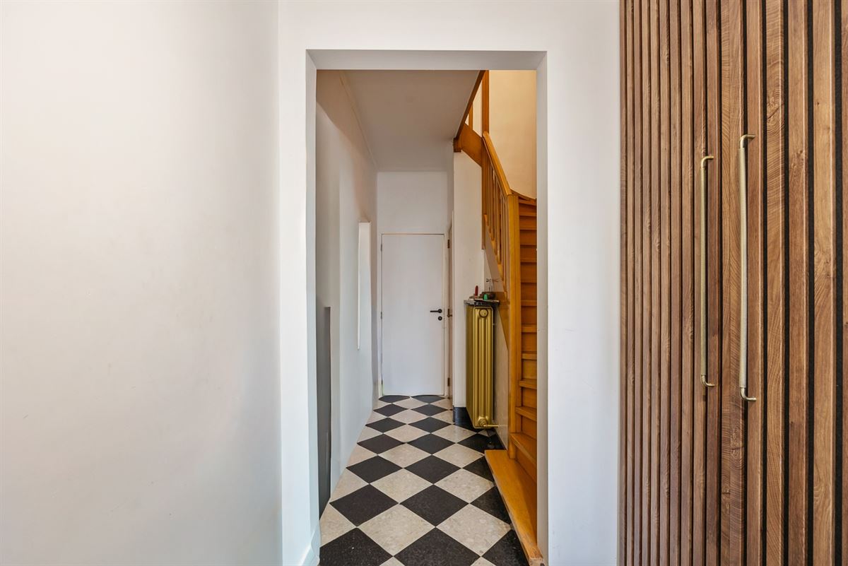 Instapklare en Ruime Gezinwoning met Tuin en Garage