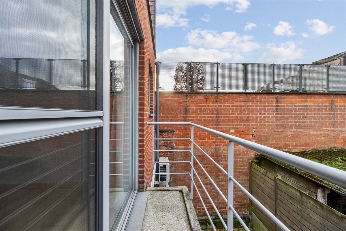 Lichtrijk Appartement met 2 Slaapkamers en Terras